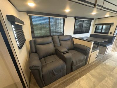 2023 Coachmen RV Apex Ultra-Lite - Photo 12