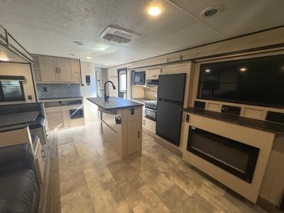 2023 Coachmen RV Apex Ultra-Lite - Photo 10