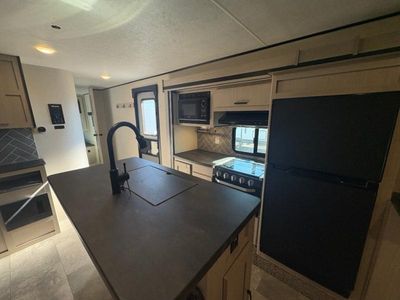 2023 Coachmen RV Apex Ultra-Lite - Photo 14