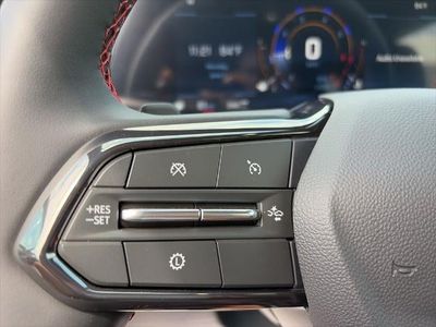 2026 Chevrolet Equinox — photo 8 view