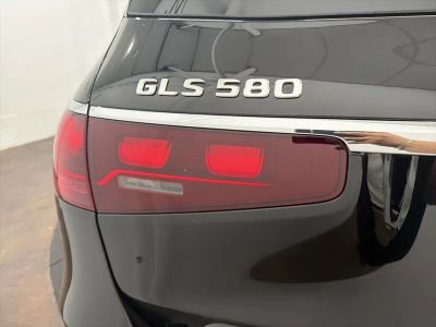 2026 Mercedes-Benz GLS - Photo 11