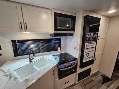 2026 Jayco Jay Flight SLX - Photo 10