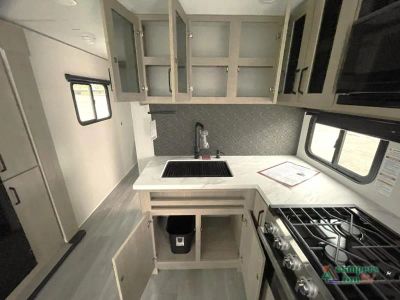 2026 Grand Design Imagine XLS — photo 24 view