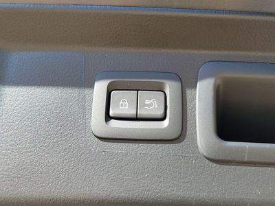2026 Mazda CX-50 Hybrid — photo 10 view