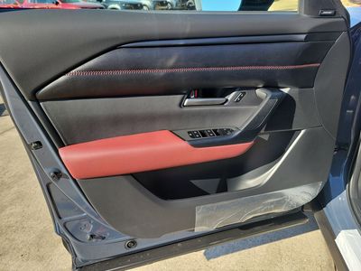2026 Mazda CX-50 Hybrid — photo 18 view