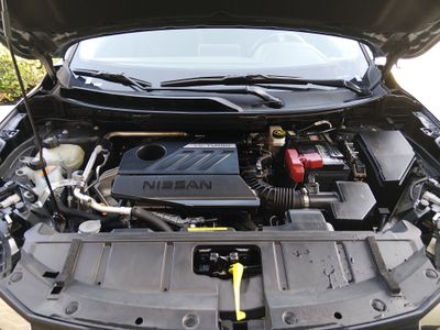 2025 Nissan Rogue - Photo 9
