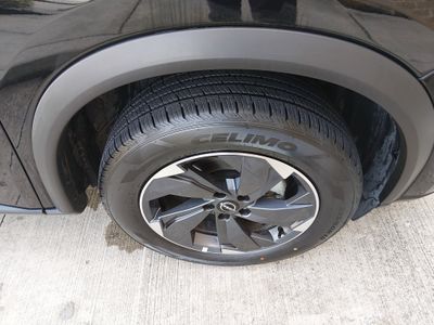 2025 Nissan Rogue - Photo 10