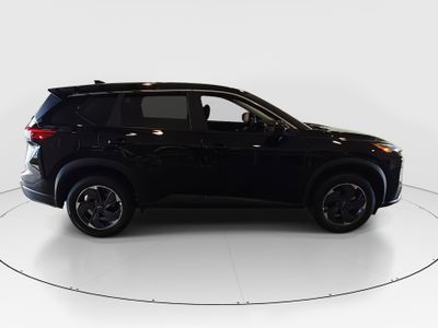 2025 Nissan Rogue - Photo 8