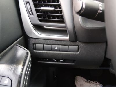 2025 Nissan Rogue - Photo 13