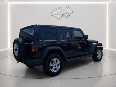 2022 Jeep Wrangler — detail view