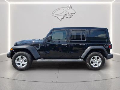 2022 Jeep Wrangler — side profile view