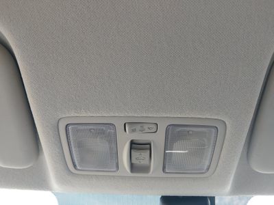 2025 Hyundai Venue — photo 17 view