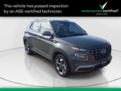 2025 Hyundai Venue SEL IVT — front three-quarter view