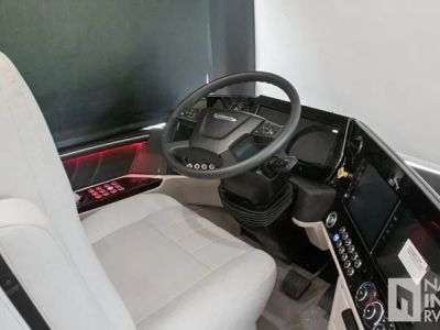 2026 Tiffin Motorhomes Zephyr - Photo 7
