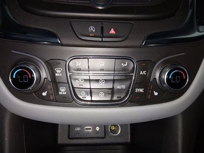 2024 Chevrolet Equinox — photo 18 view