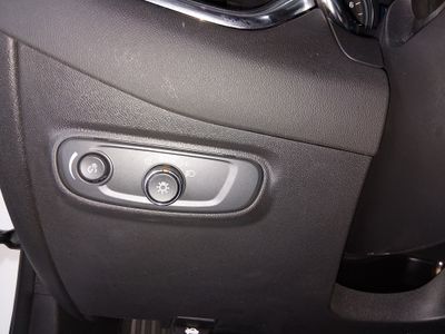 2024 Chevrolet Equinox — photo 13 view