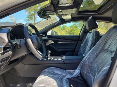 2026 Mazda Mazda3 - Photo 3