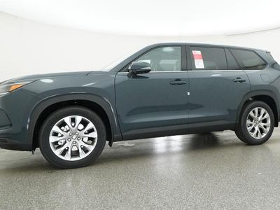 2026 Toyota Grand Highlander — photo 21 view