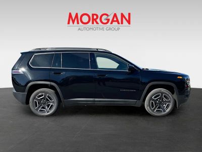 2026 Jeep Cherokee — photo 8 view