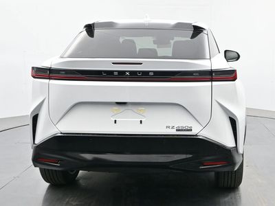 2026 Lexus RZ - Photo 4