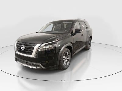 2025 Nissan Pathfinder — rear three-quarter view