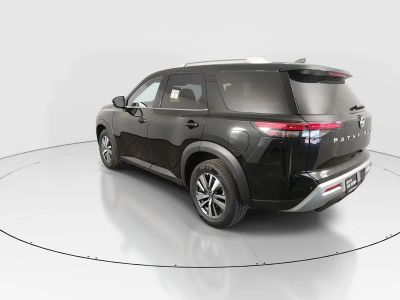 2025 Nissan Pathfinder — detail view