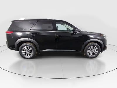 2025 Nissan Pathfinder — photo 8 view