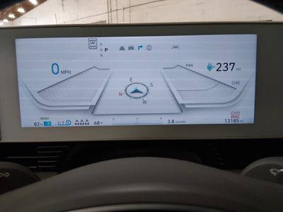 2023 Hyundai IONIQ 5 - Photo 14