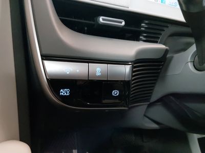 2023 Hyundai IONIQ 5 - Photo 13