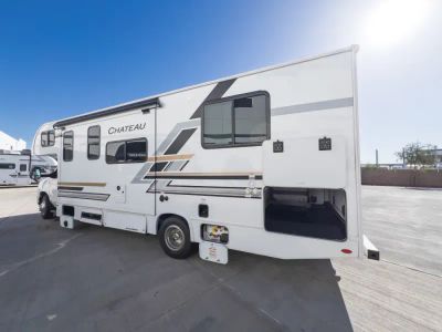 2027 Thor Motor Coach CHATEAU — photo 26 view