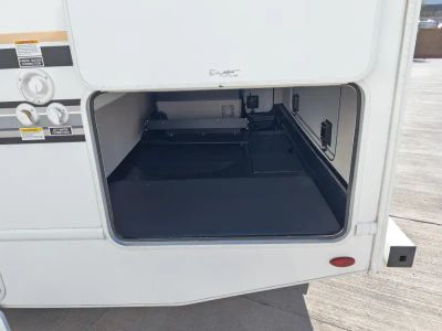 2027 Thor Motor Coach CHATEAU — photo 31 view