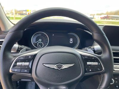 2025 Genesis G70 — photo 10 view