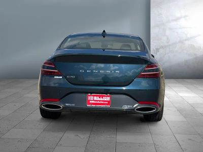 2025 Genesis G70 — detail view