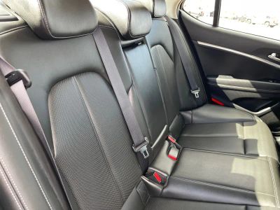 2025 Genesis G70 — photo 14 view