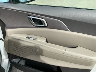 2026 Kia Carnival - Photo 21
