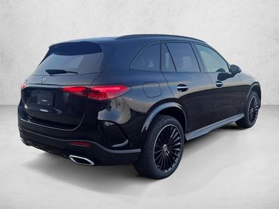 2026 Mercedes-Benz GLC 300 - Photo 2