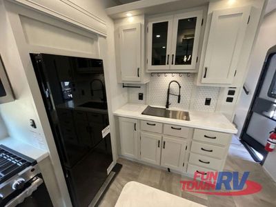 2026 Coachmen RV Chaparral - Photo 17