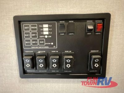2026 Coachmen RV Chaparral - Photo 34