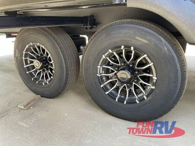 2026 Coachmen RV Chaparral - Photo 9