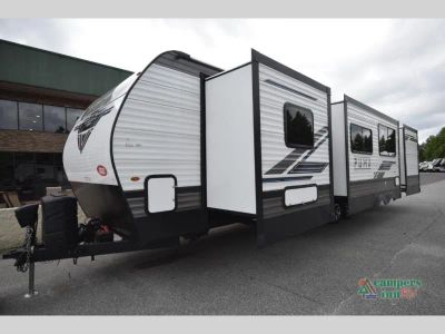 2023 Palomino Puma - Photo 3