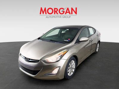 2015 Hyundai Elantra — interior view