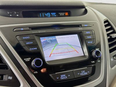 2015 Hyundai Elantra — photo 12 view