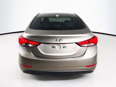 2015 Hyundai Elantra — photo 25 view