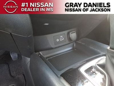 2019 Nissan Rogue - Photo 18