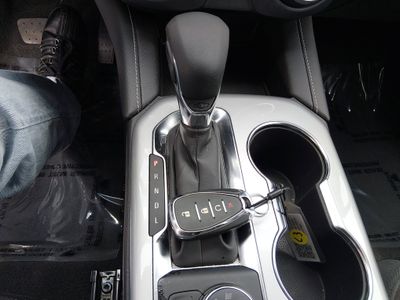 2025 Chevrolet Blazer - Photo 15