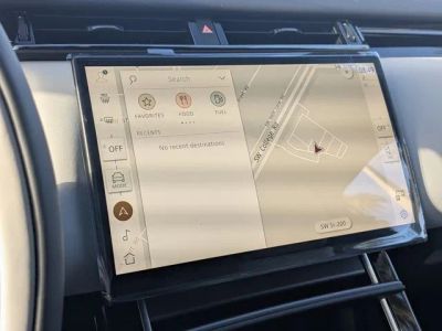 2026 Land Rover Range Rover Velar — photo 21 view