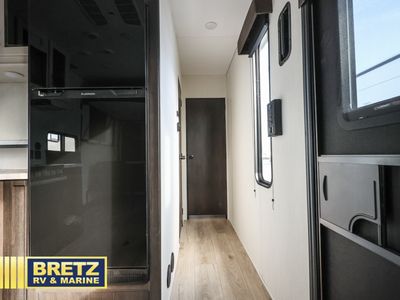 2025 Forest River RV Vengeance Rogue SUT - Photo 15