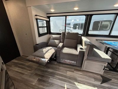 2026 Jayco Jay Feather - Photo 8