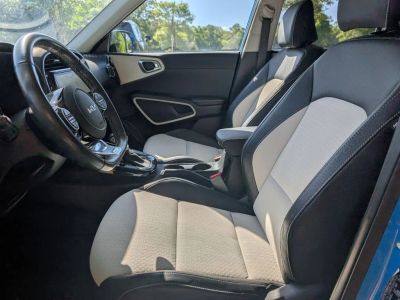 2024 Kia Soul — photo 12 view