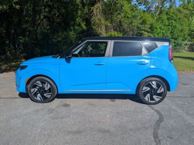 2024 Kia Soul — side profile view